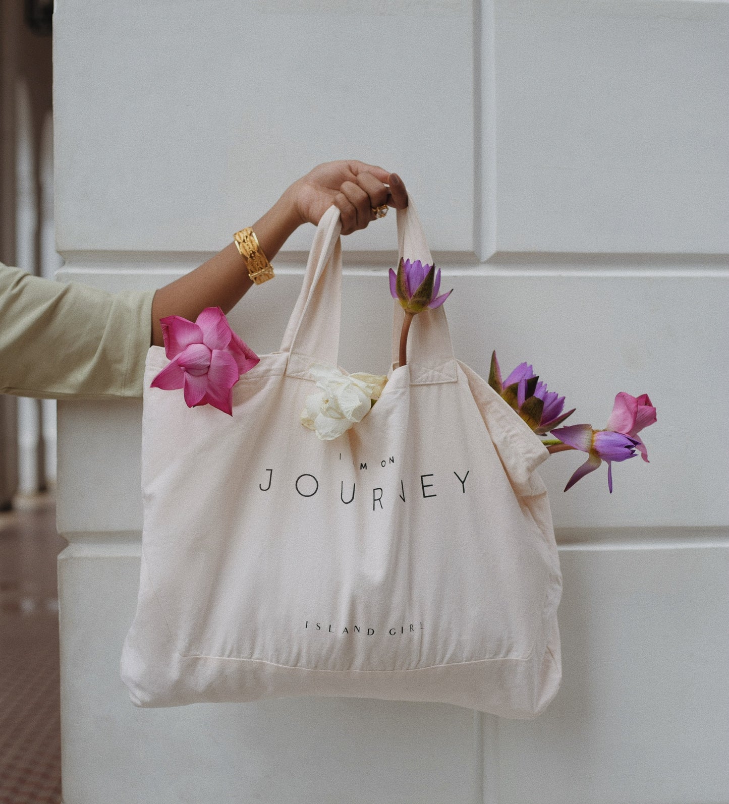ISLAND GIRL - I AM ON A JOURNEY Tote Bag ED I - Spacious - 100% Organic Cotton
