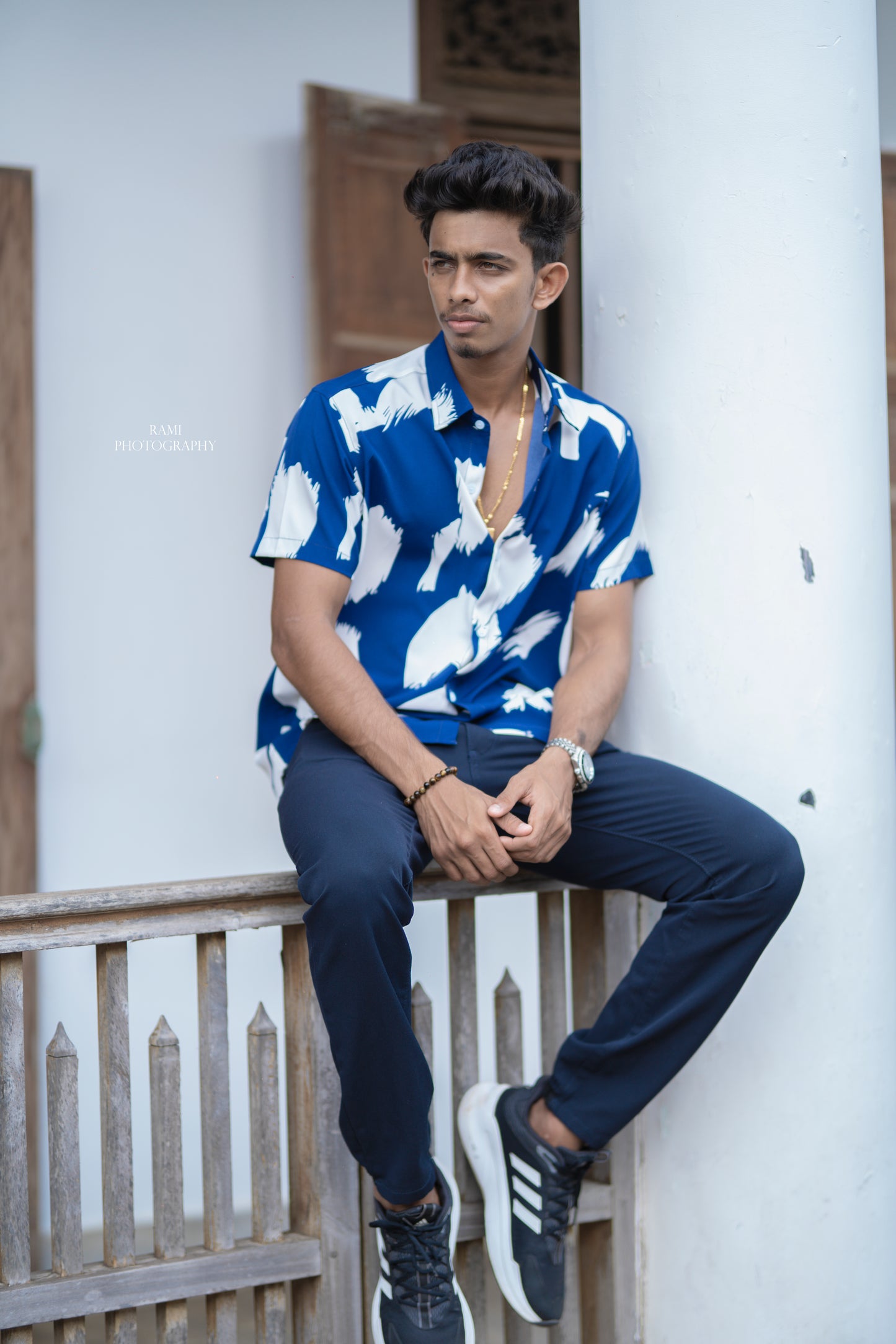 MATTHEW - Short Sleeved Abstract Ocean Wave Shirt (Blue/White) - Mens Wear