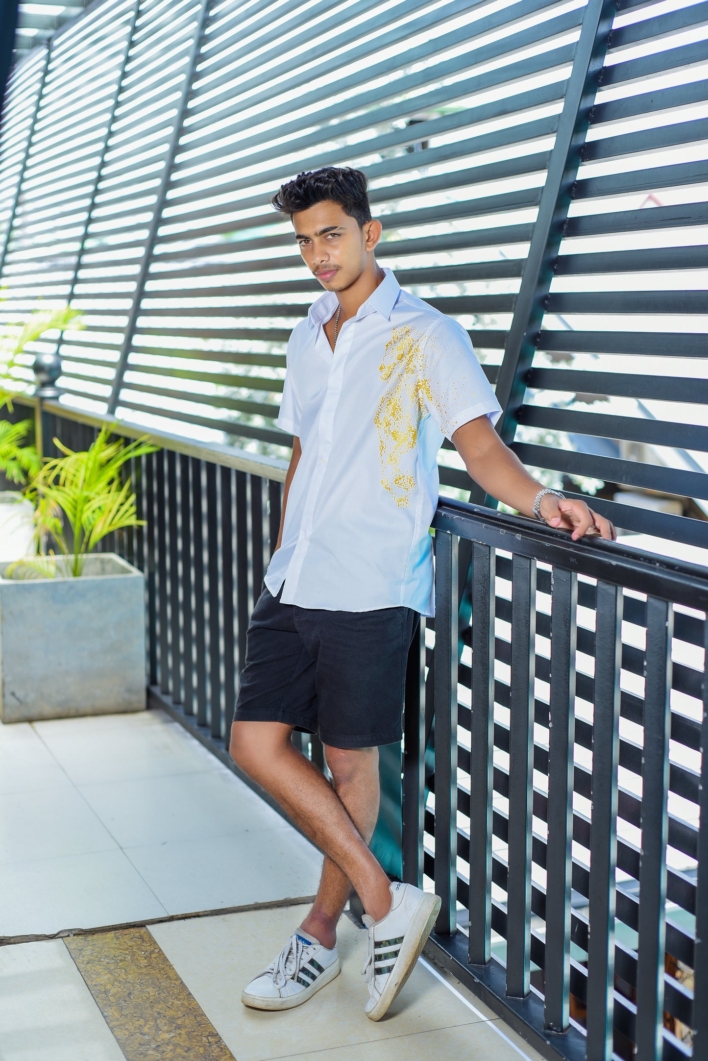 MATTHEW - Horse Print Short Sleeve Shirt (White) - Mens Wear