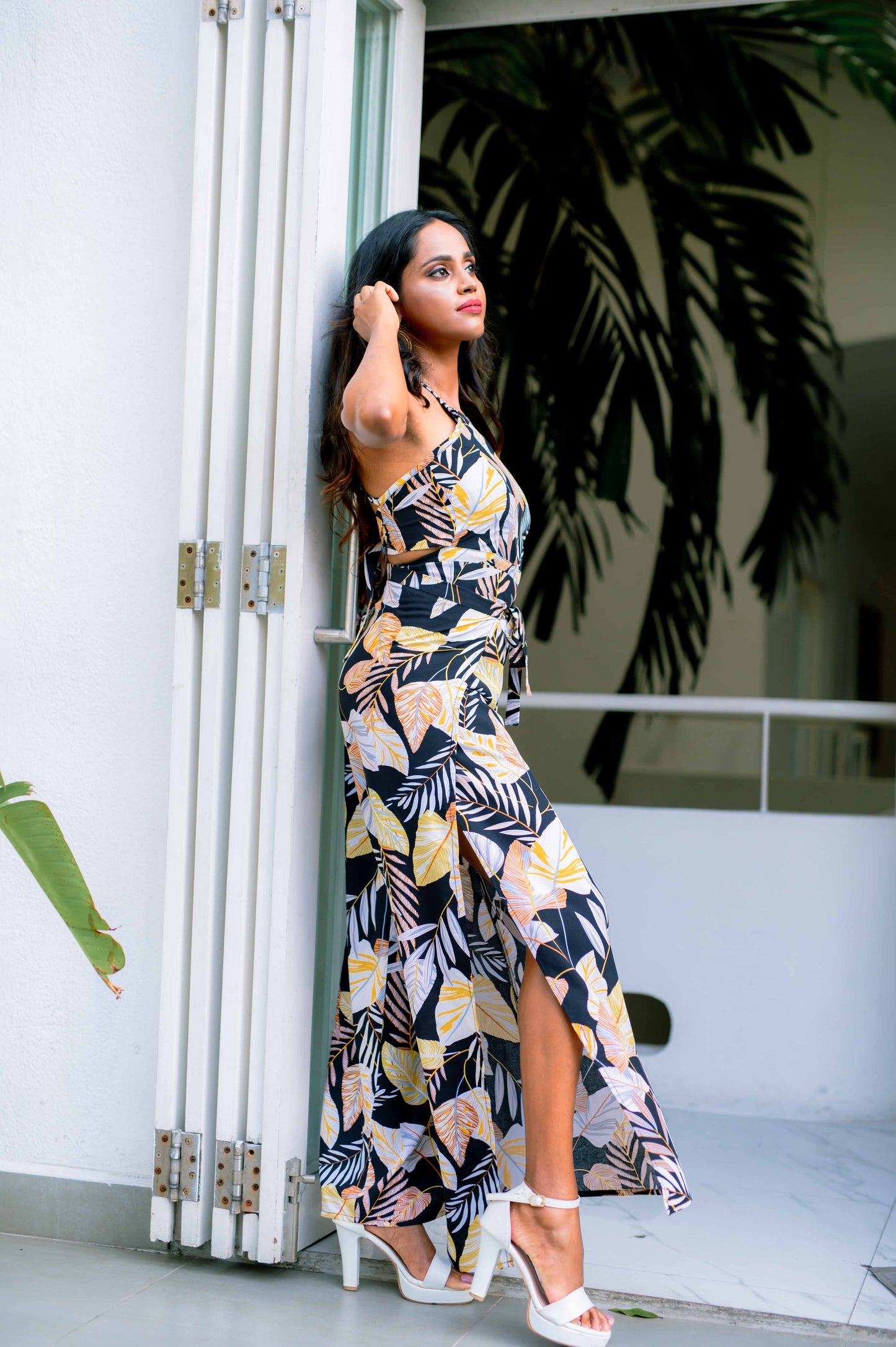 LU - Sleeveless Tie Waist Jumpsuit (Black) - Floral Printed - Womens Wear