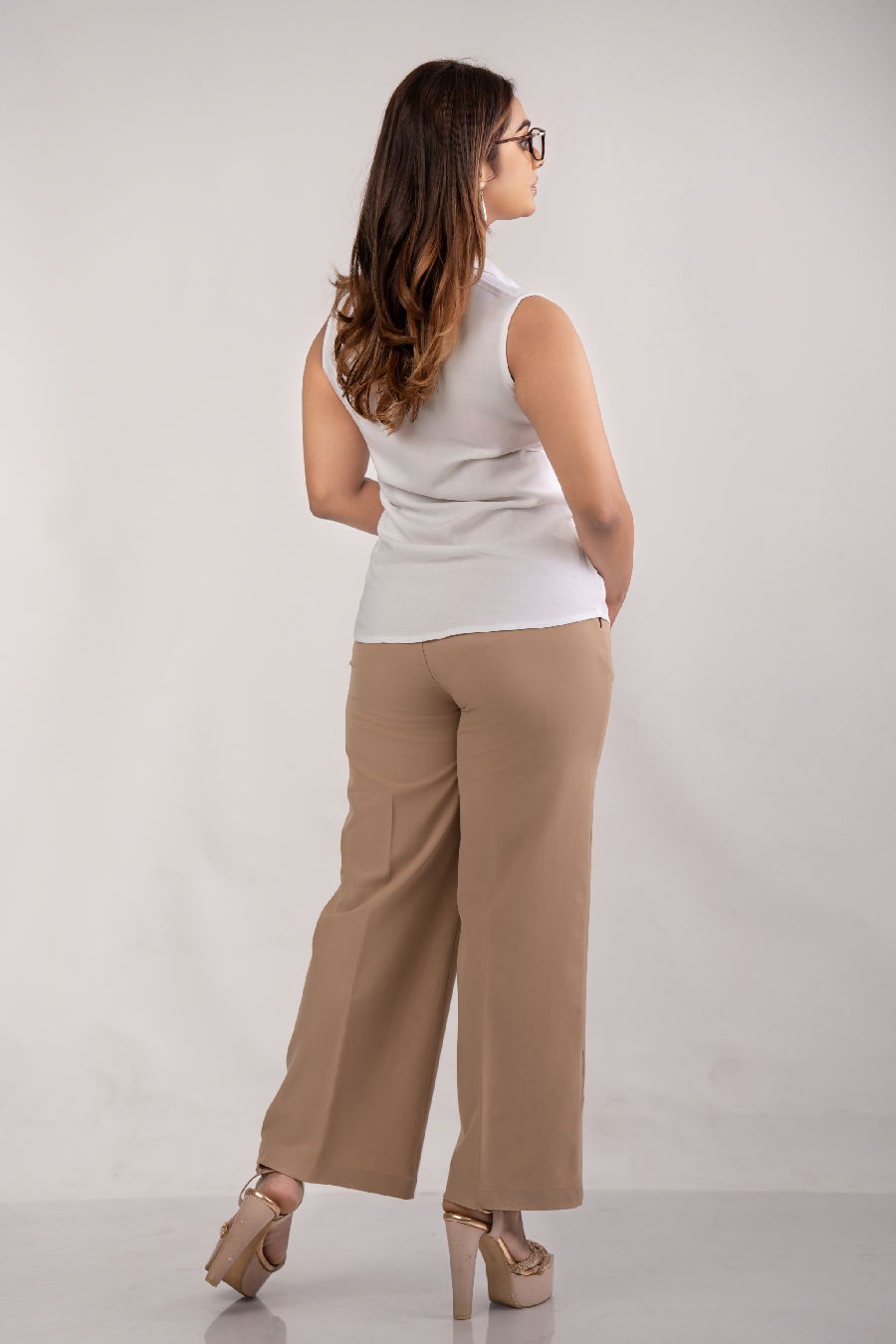 NIMORA - Sleeveless Blouse (White) - Womens Wear